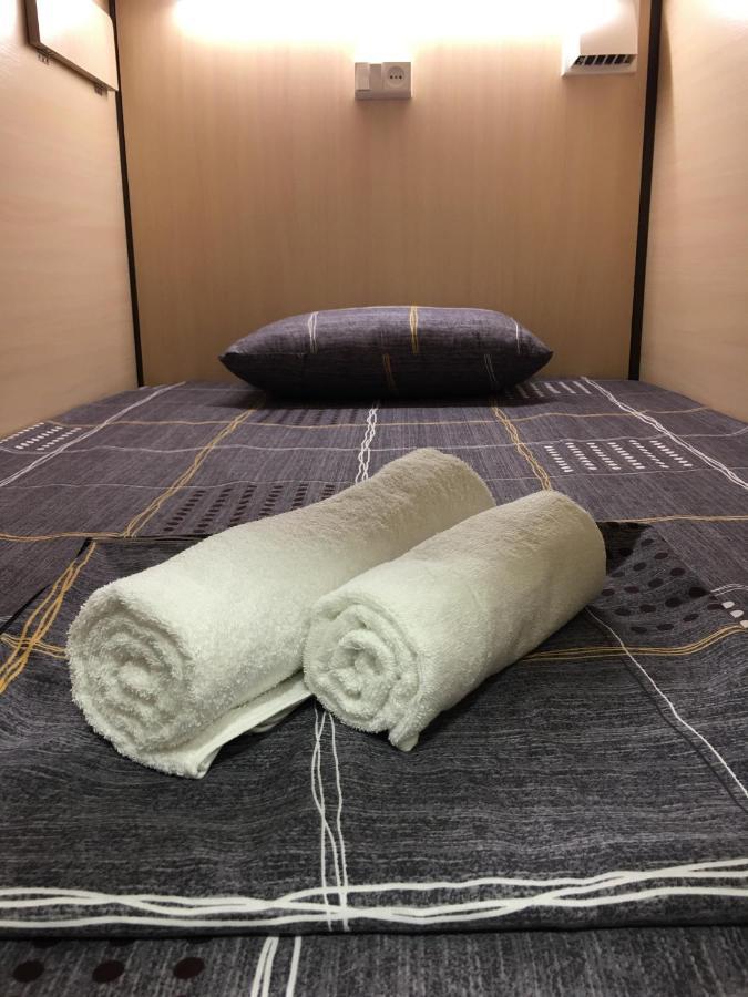 יירבאן Bonvenon Capsule Hostel מראה חיצוני תמונה