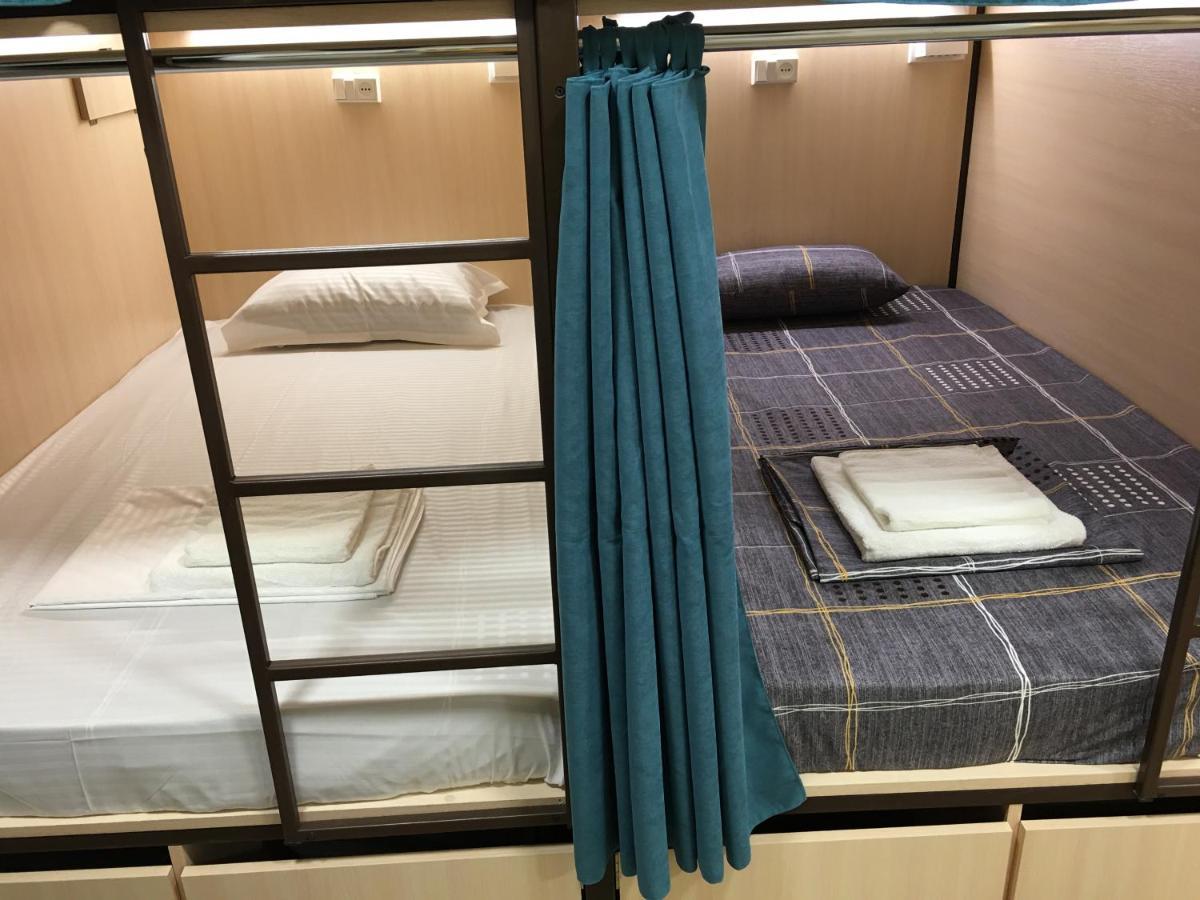 יירבאן Bonvenon Capsule Hostel מראה חיצוני תמונה