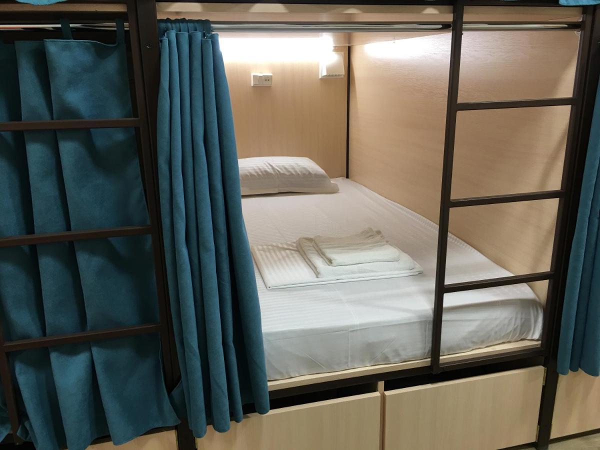יירבאן Bonvenon Capsule Hostel מראה חיצוני תמונה