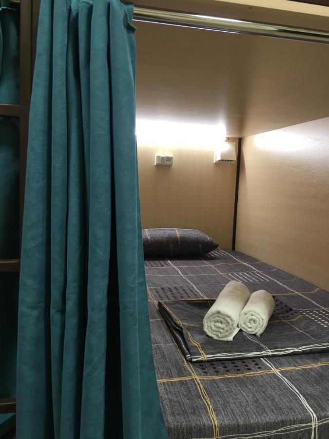 יירבאן Bonvenon Capsule Hostel מראה חיצוני תמונה