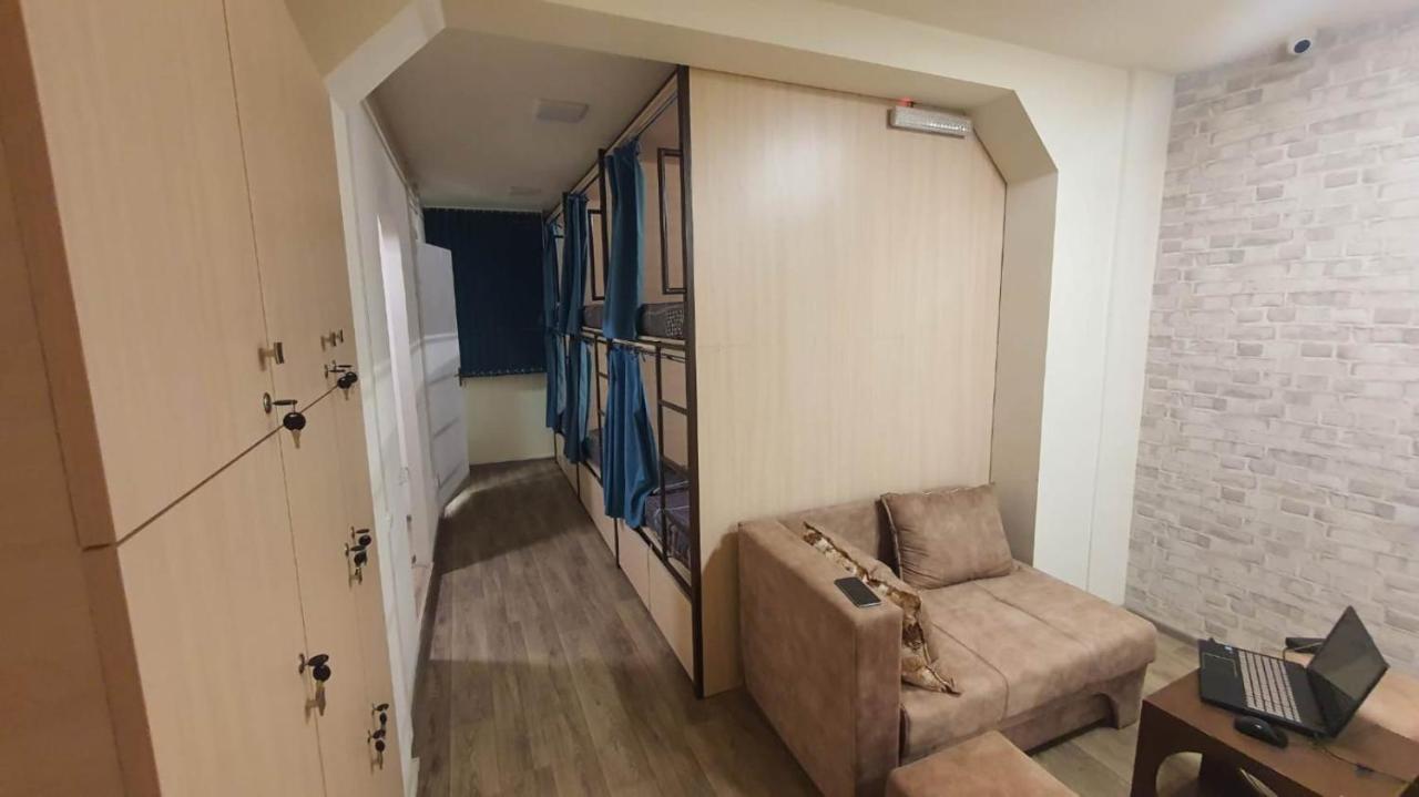 יירבאן Bonvenon Capsule Hostel מראה חיצוני תמונה