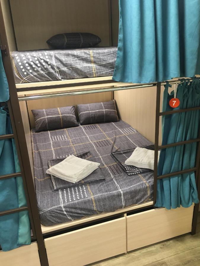 יירבאן Bonvenon Capsule Hostel מראה חיצוני תמונה