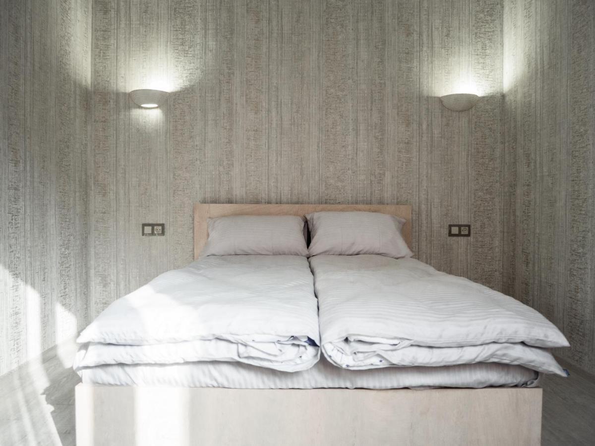 יירבאן Bonvenon Capsule Hostel מראה חיצוני תמונה